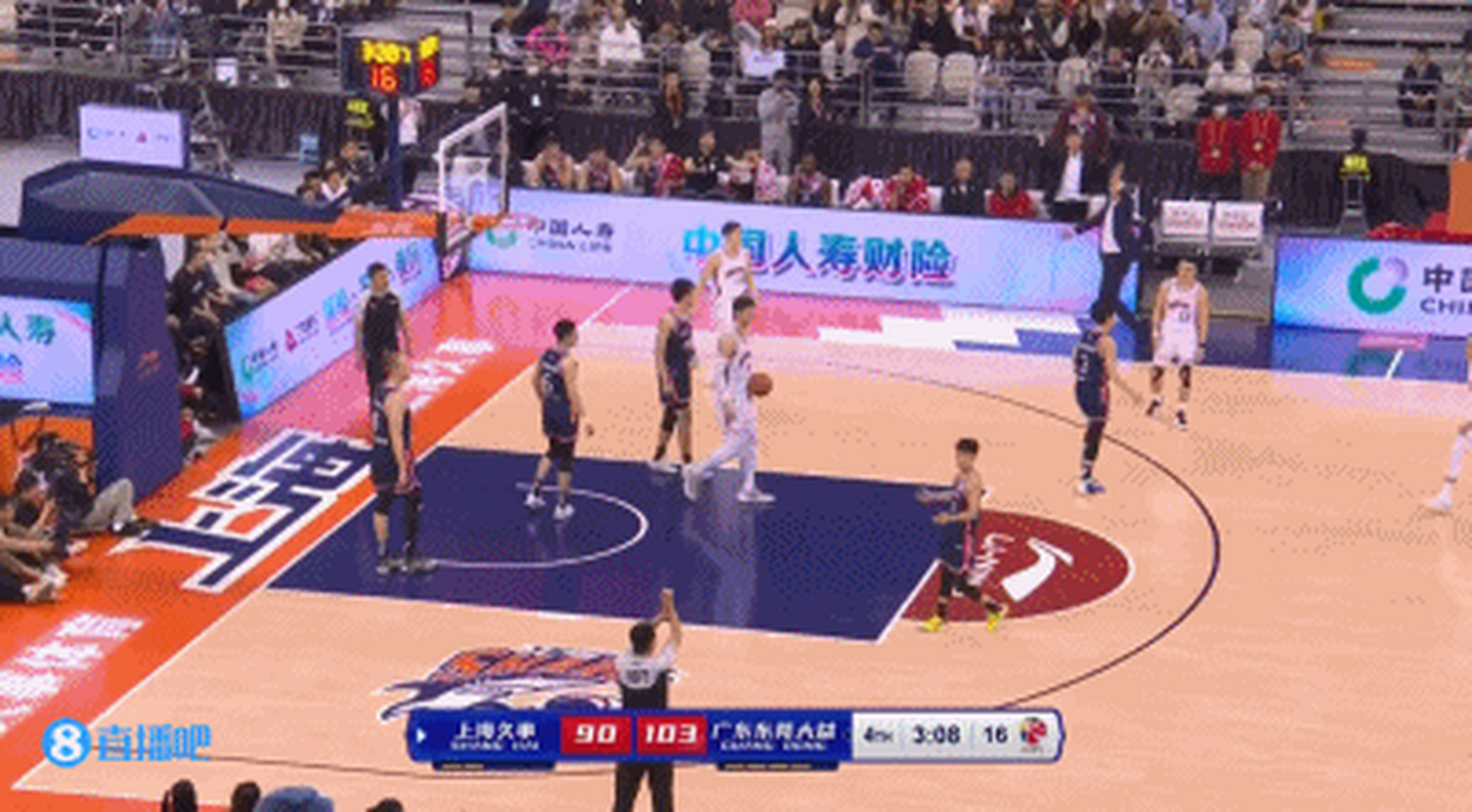 上海队惨遭华南队反超,被逆转