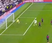 皇家马德里西甲战胜瓦伦西亚，维尼修斯破门